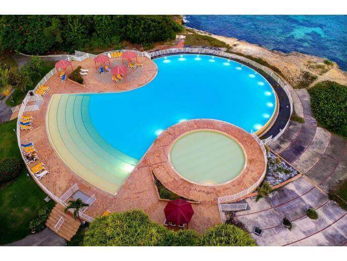 Location Appartement & Villa en Guadeloupe - piscine