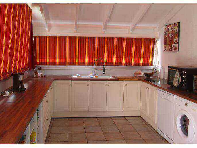 Location VillaAppartement en Guadeloupe - Cuisine entièrement équipée