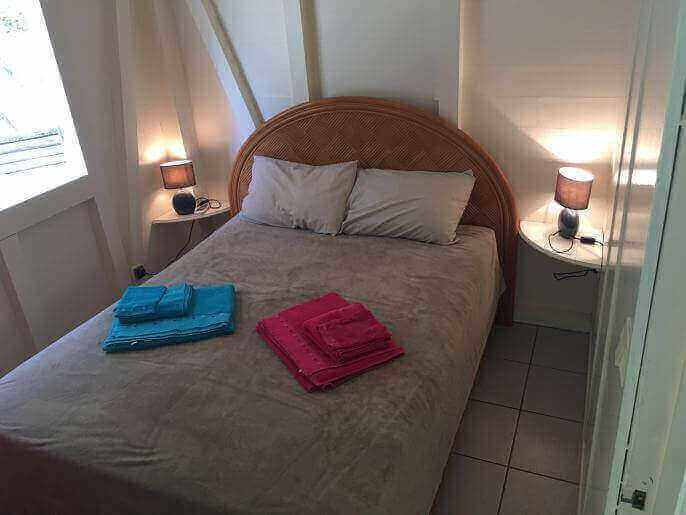 Location VillaBungalow en Guadeloupe - CHAMBRE