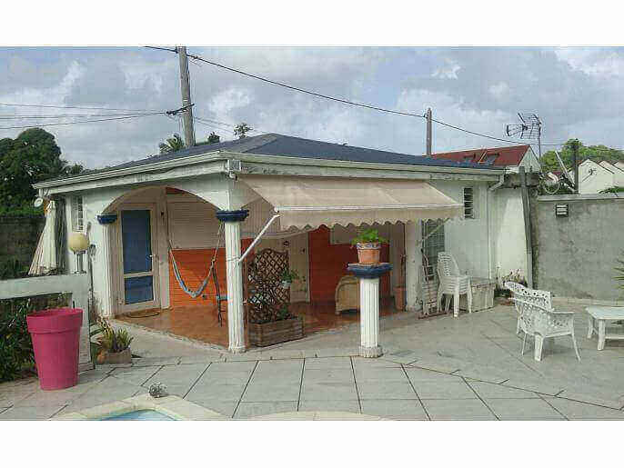 Location VillaBungalow en Guadeloupe - Bungalow 2 couchages Les Abymes