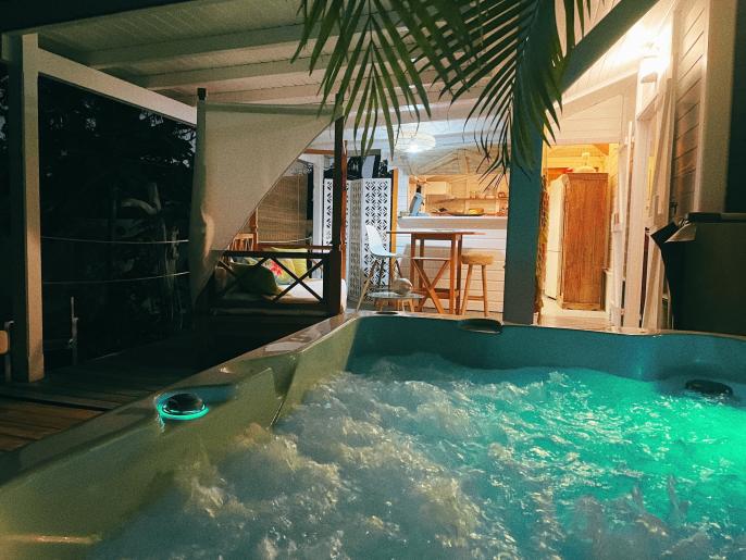 jacuzzi privé sans vis à vis