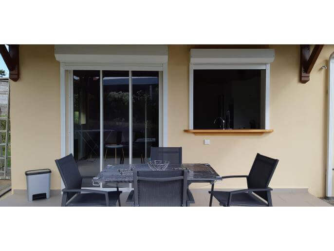 Location Maison/Appartement & Villa en Guadeloupe - Terrasse fumeur