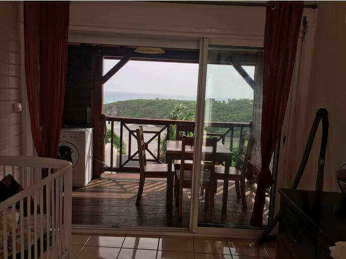 Location VillaMaison en Guadeloupe - bungalow avec sa pleine vue mer